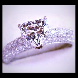Heart shaped CZ